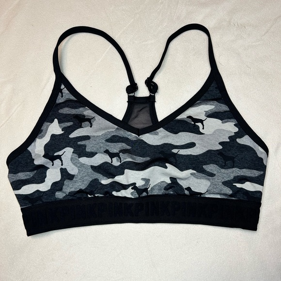 PINK Victoria’s Secret Ultimate Lightly Lined Sports Bra - Picture 1 of 3